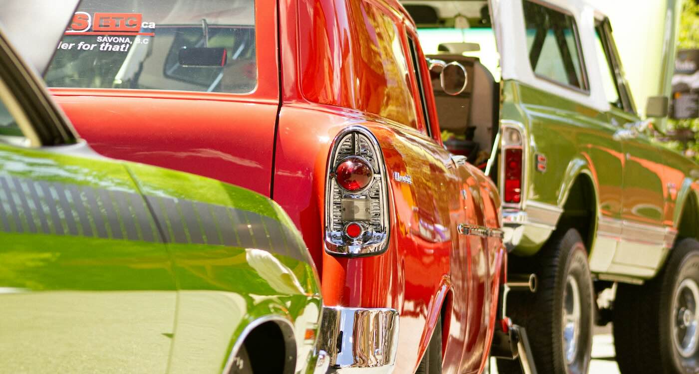 Strangers Form a Classic Car Parade for a Man with Cancer